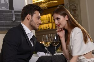 キャバクラの「店外」とは？店外デートのメリット・デメリットと上手な断り方