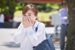 キャバクラ嬢はストーカー対策が大事！客の特徴や対処法を解説