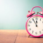 キャバクラのハーフ延長とは?うまく活用してお得に楽しく遊ぶコツ