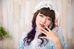 コスプレキャバクラとは何か徹底解説！【用語解説・仕事・メリット・給料】