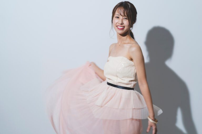 キャバドレスの相場は？通販サイト・レンタル・フリマなどに分けて解説！