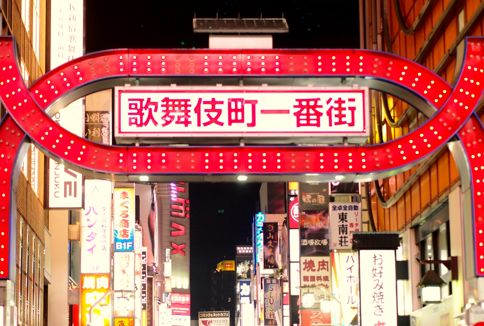 新宿キャバクラおすすめ20選！激戦区「歌舞伎町」を独自調査