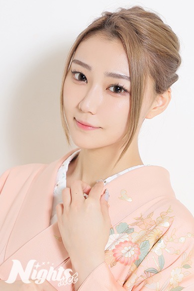 高嶋　ひな