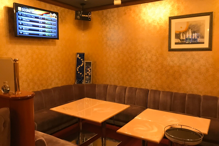 長野市の人気キャバクラ20選    第18位　Lounge 織