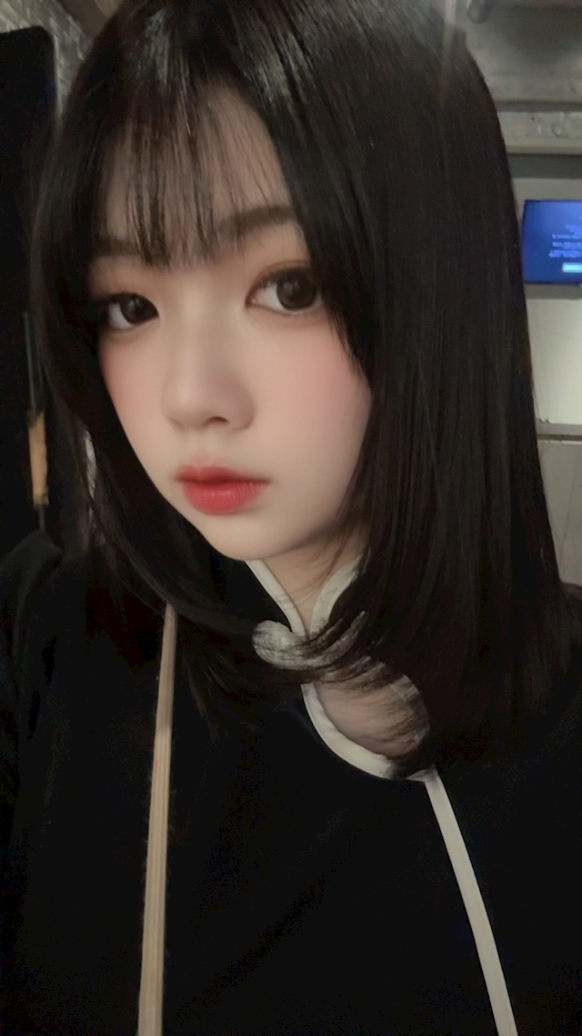 あや