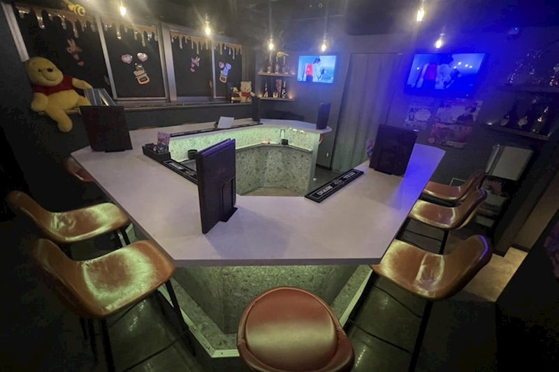 新橋キャバクラ＆ガールズバーTOP40　第34位：Cafe&Bar Honey Drop