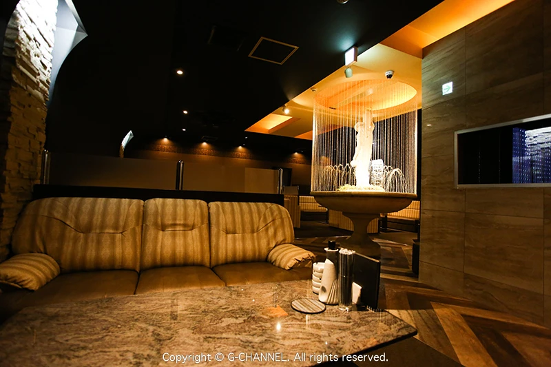 ELEVEN 店内写真②