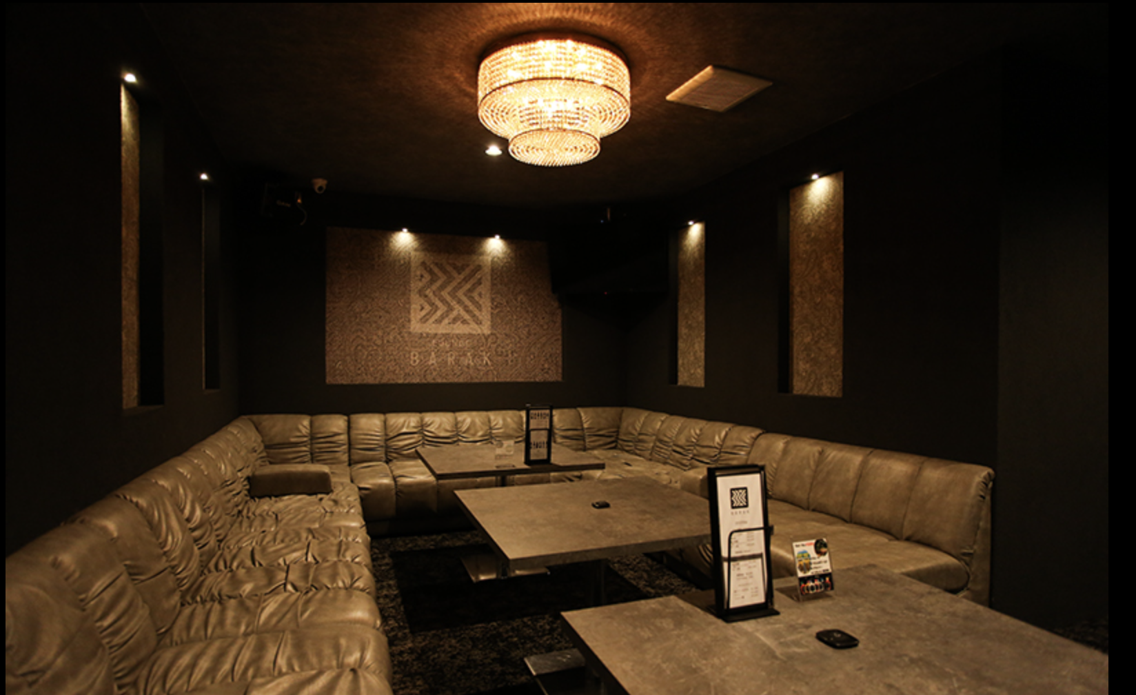 前橋市 キャバクラBEST20　第20位　LOUNGE BARAK