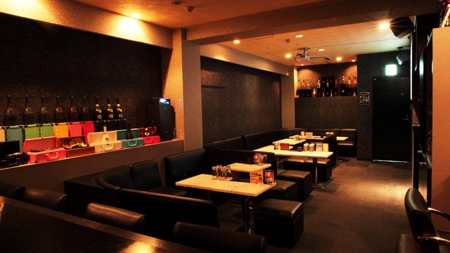 権堂　キャバクラ　第16位　LOUNGE R