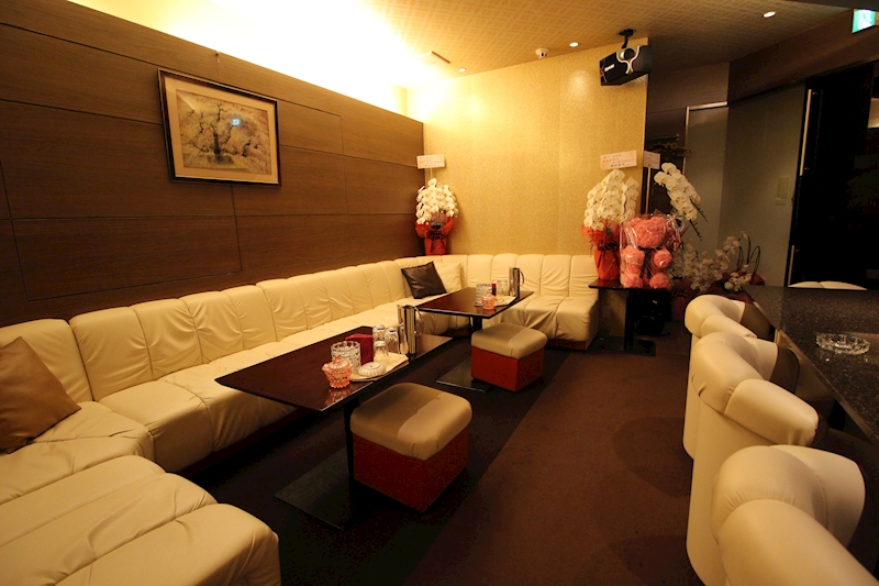 橿原市　キャバクラ　第4位　Lounge さくらさくら