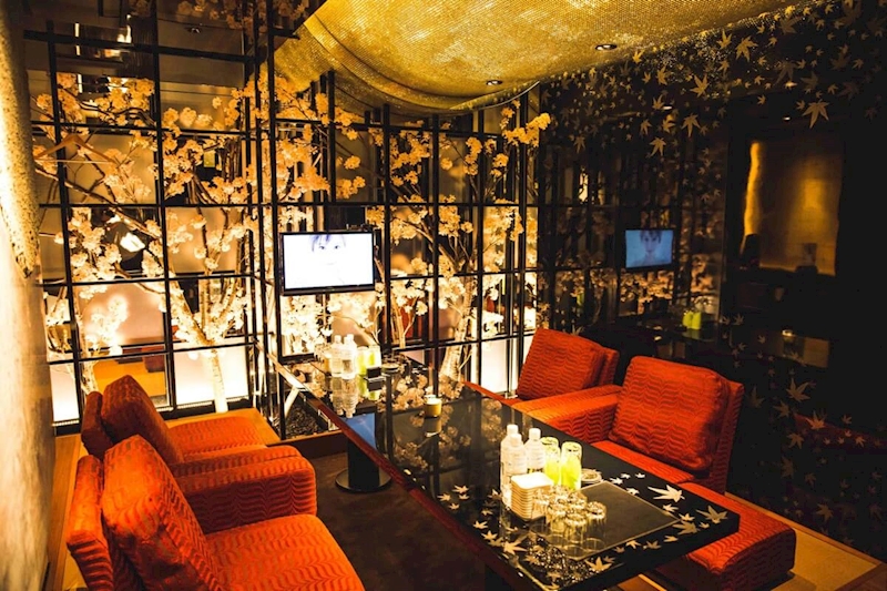 すすきのの人気ラウンジ第1位：BARCELONA Lounge 凛